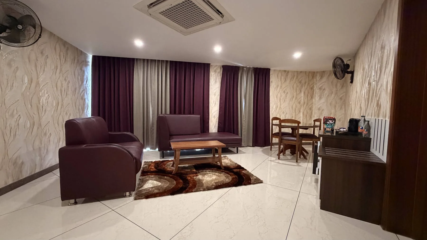 Suite