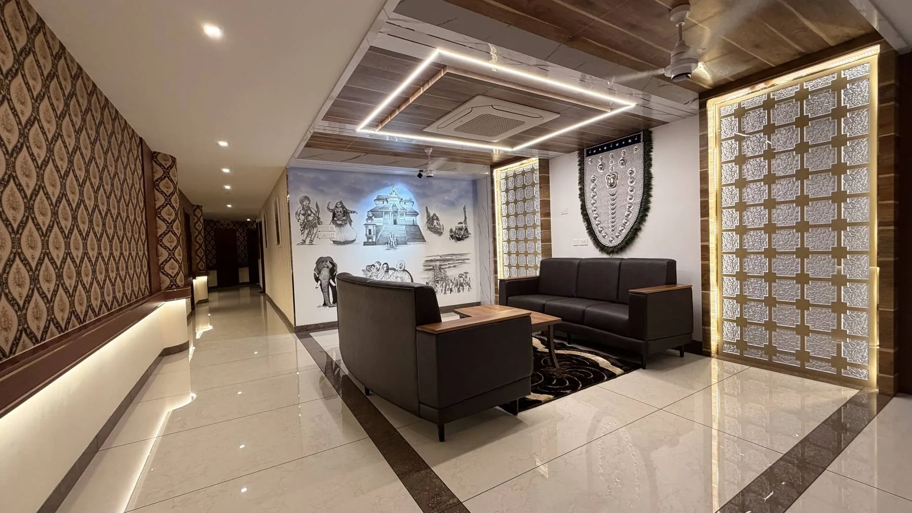 Parthasarathy Regency lobby